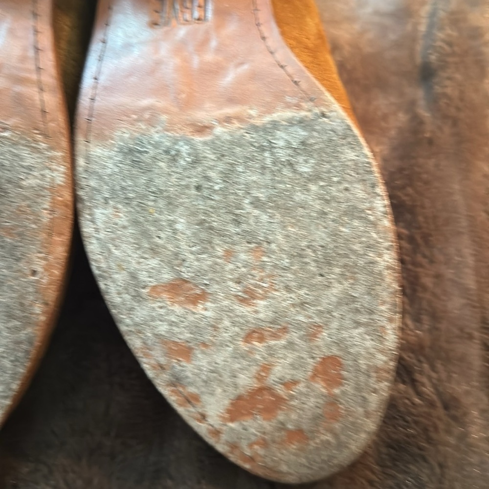 FRYE Carson Braided Harness Suede Ankle Boot Wheat Sz 6.5 - Picture 11 of 13